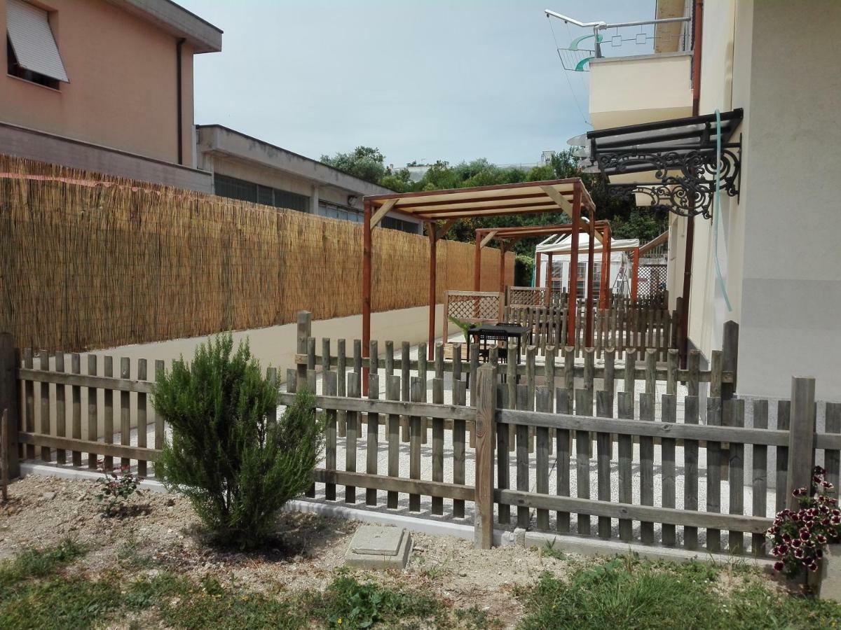 Affittacamere Villa Zelinda Sirolo Ngoại thất bức ảnh